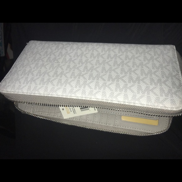 NEW MICHAEL KORS Large TriFold Wallet Signature MK - Picture 8 of 12